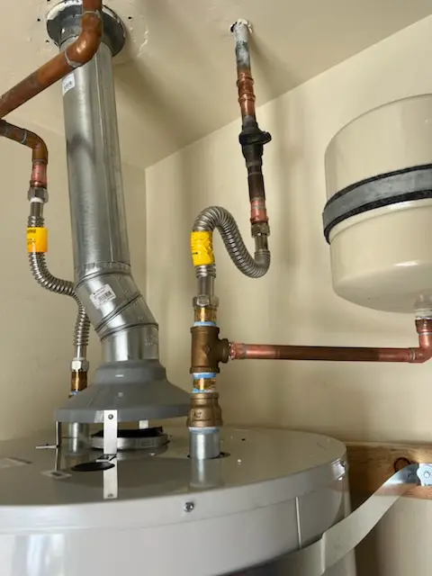 Water heater installation and plumbing repair in Berlin
